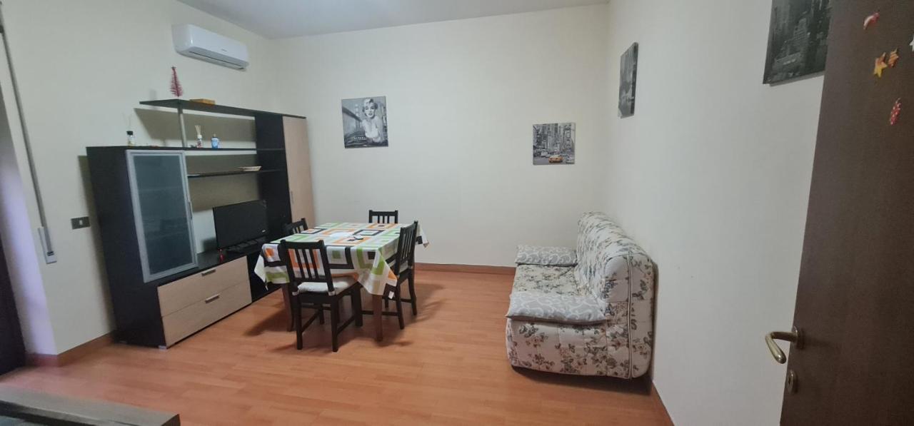 Appartement 800mt Dalla Metro Rome
